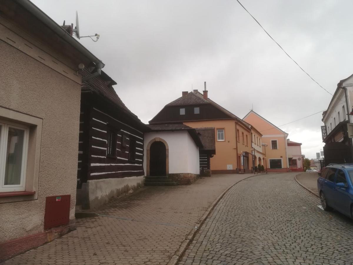 Apartmany Pod Baruncinou Skolou Česká Skalice Buitenkant foto
