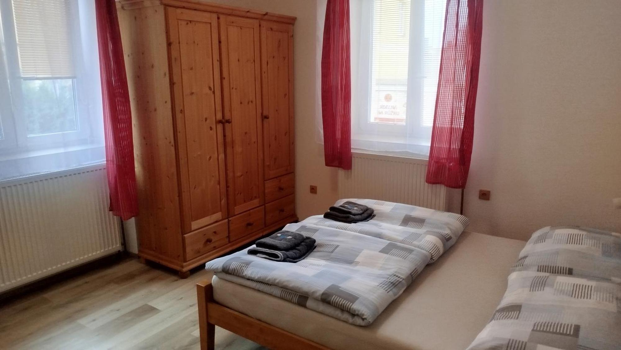 Apartmany Pod Baruncinou Skolou Česká Skalice Buitenkant foto
