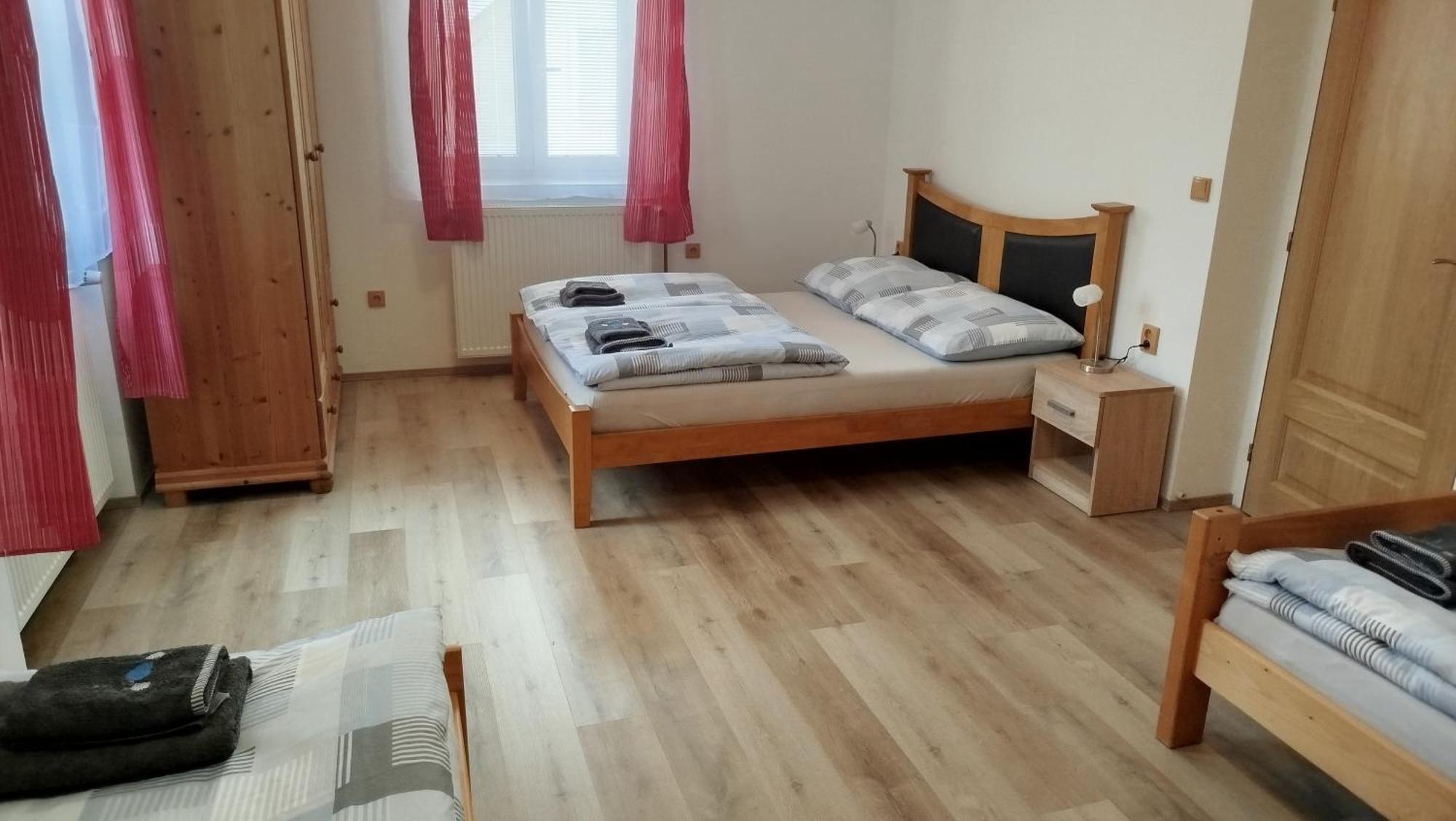 Apartmany Pod Baruncinou Skolou Česká Skalice Buitenkant foto