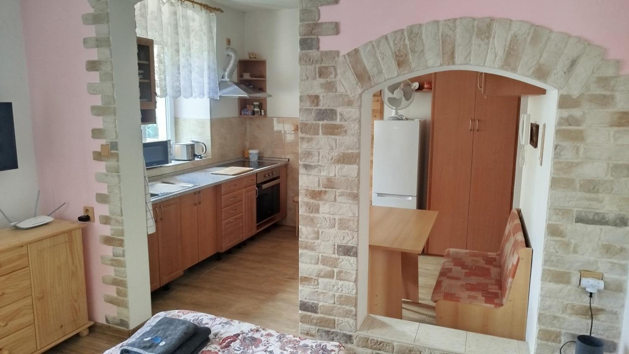 Apartmany Pod Baruncinou Skolou Česká Skalice Buitenkant foto